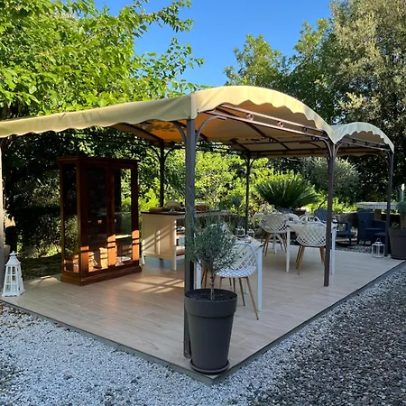 I Suoni Di Valle Martina Bed & Breakfast