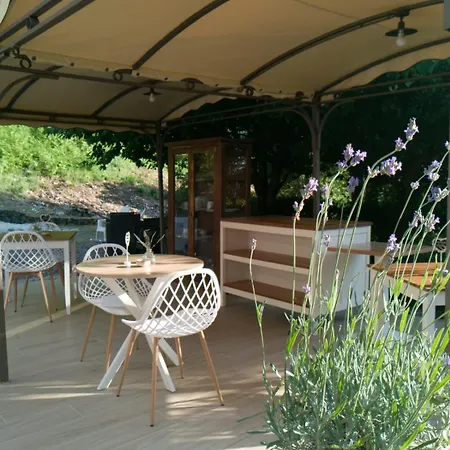 I Suoni Di Valle Martina Acomodação com café da manhã 