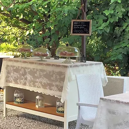 Acomodação com café da manhã  I Suoni Di Valle Martina Poderia